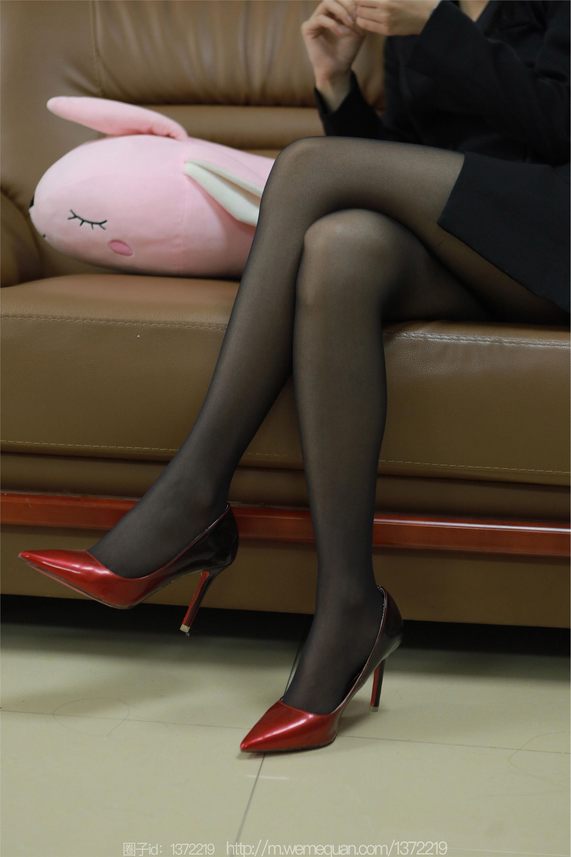 IESS异思趣向  2023.04.18 丝享家 1425 婉萍《小辣椒》